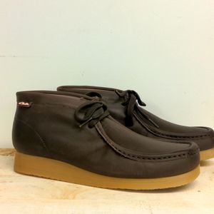 Clarks Stinson Hi Brown Oily